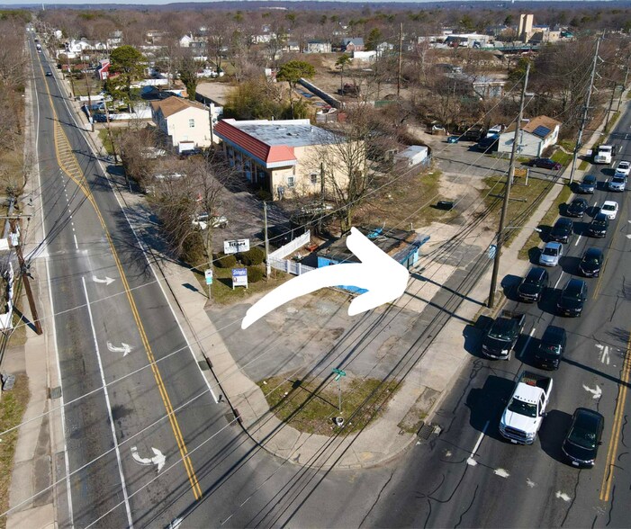 1258 Straight Path, West Babylon, NY for sale - Building Photo - Image 1 of 1