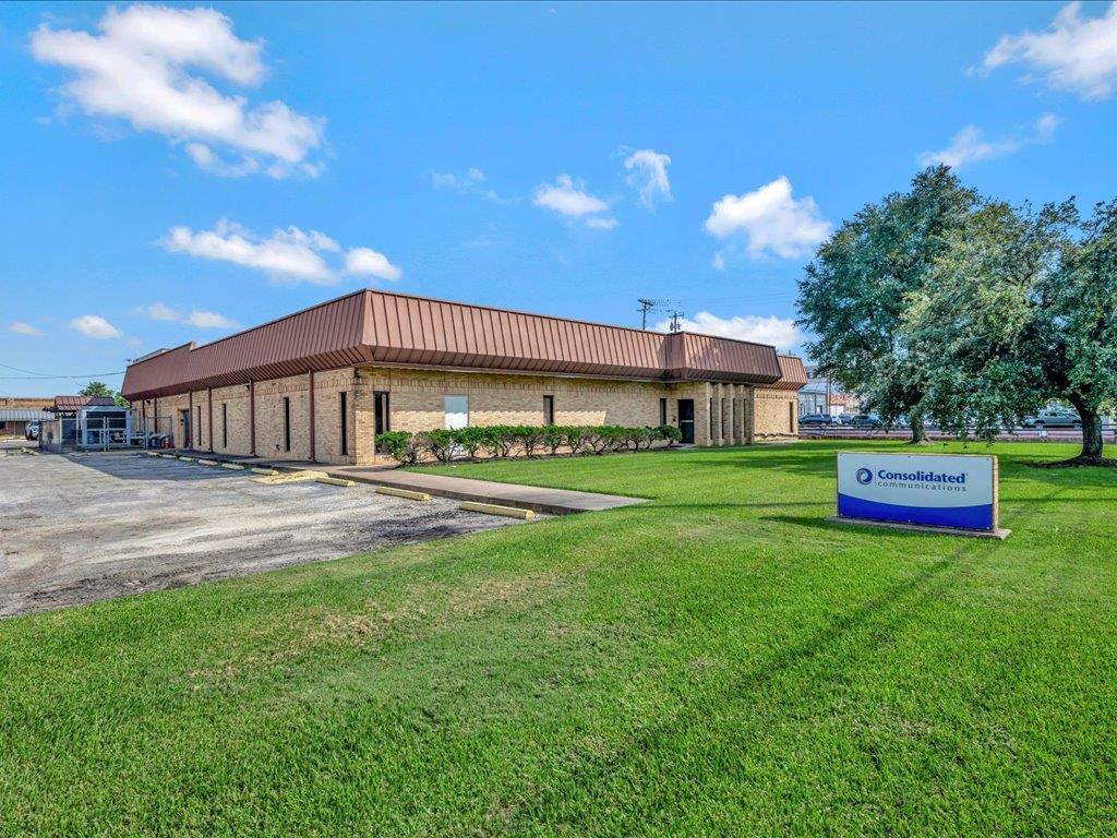 202 N Angelina Ave, Lufkin, TX for sale Building Photo- Image 1 of 32