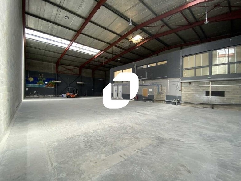 8 Rue D'Ingril, Sète for lease - Interior Photo - Image 3 of 8