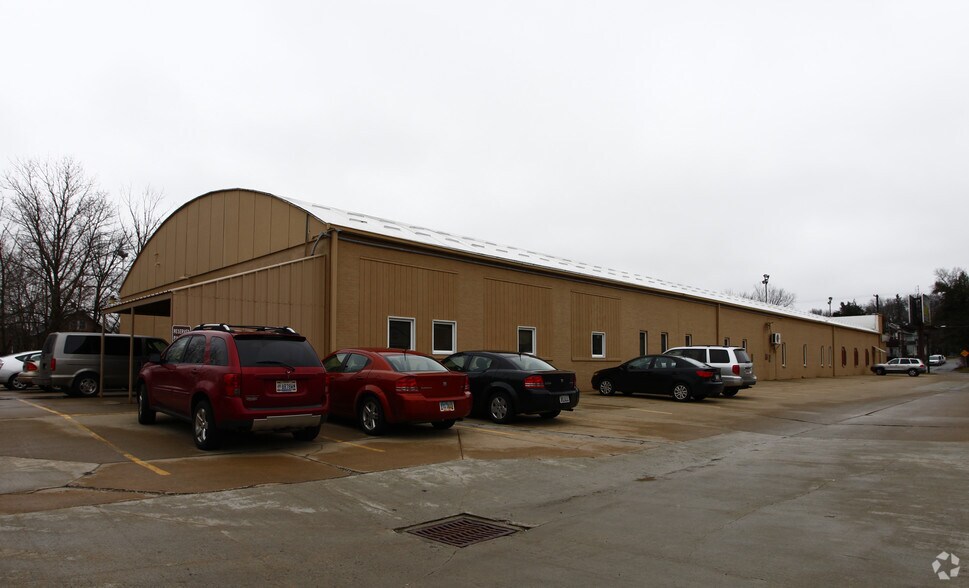 780 W Park Ave, Mansfield, OH for sale - Building Photo - Image 3 of 13