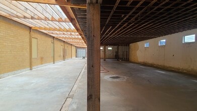 201 6th St. N, Texas City, TX for sale Interior Photo- Image 2 of 5