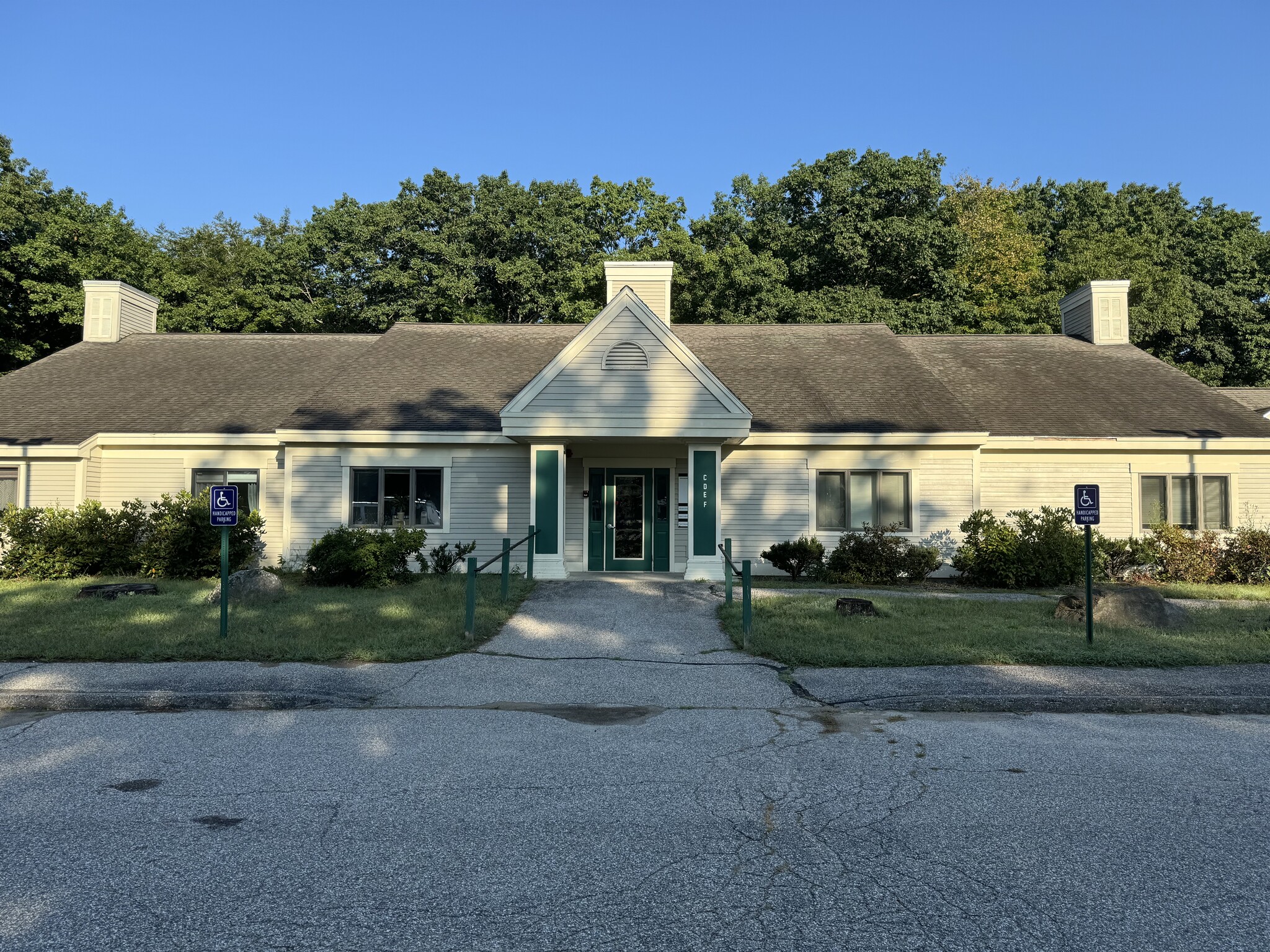 312 Cottage Rd, Sanford, ME for lease Building Photo- Image 1 of 4