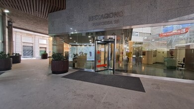 Calle de la Princesa, 25, Madrid, Madrid for lease Interior Photo- Image 1 of 19