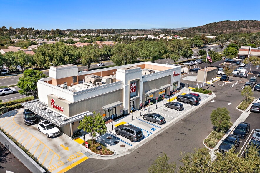 27412 Antonio Pky, Ladera Ranch, CA for lease - Building Photo - Image 3 of 30