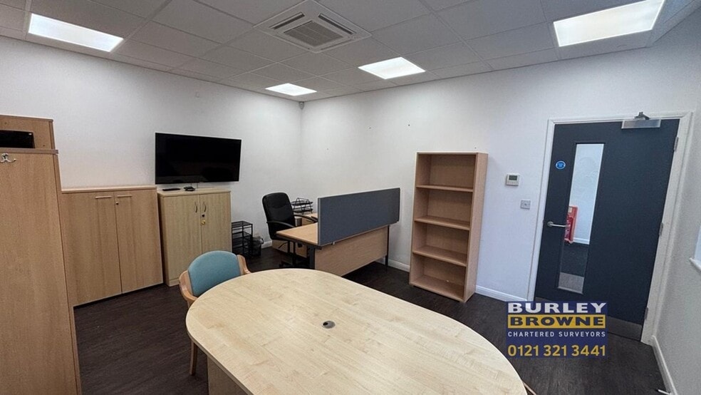 Station Rd, Lichfield for lease - Interior Photo - Image 3 of 12