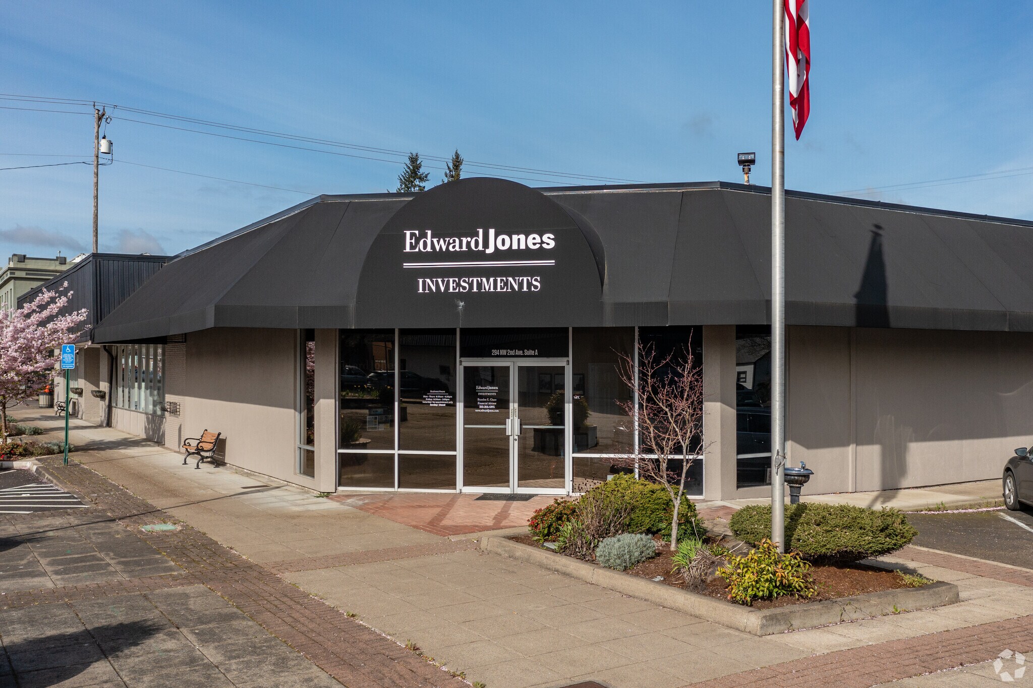 294 NW 2nd Ave, Canby, OR for sale Primary Photo- Image 1 of 1