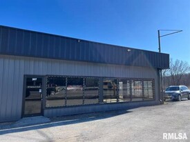 Lease $2,500 month/4,800 sq.ft. - Warehouse