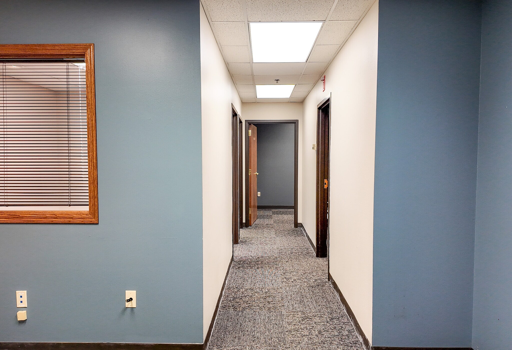 200 N Phillips Ave, Sioux Falls, SD for lease Interior Photo- Image 1 of 9
