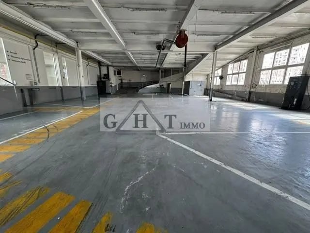 Industrial in Ivry-sur-Seine for sale - Interior Photo - Image 2 of 4