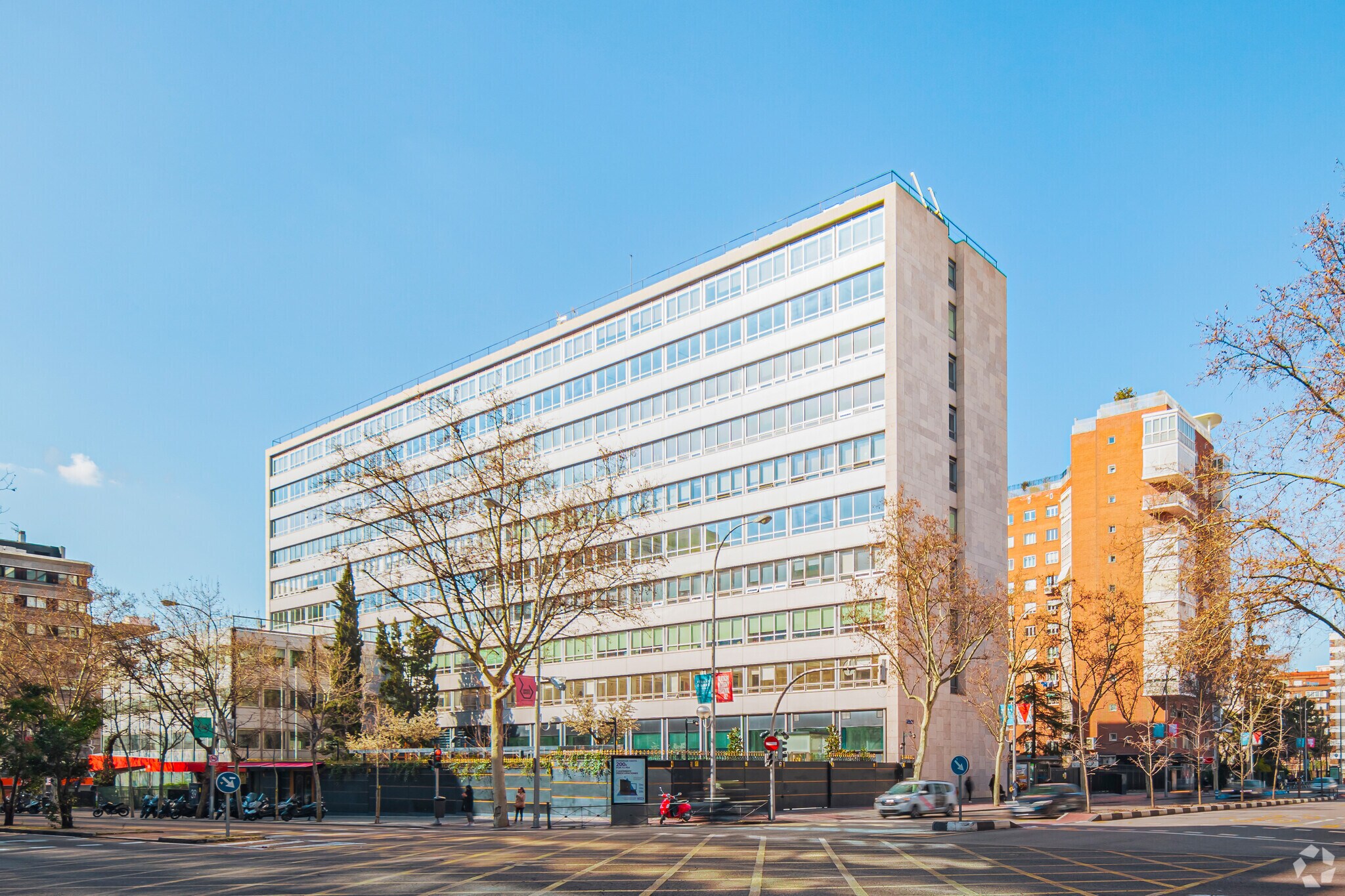 Calle de María de Molina, 39, Madrid, Madrid for lease Building Photo- Image 1 of 26