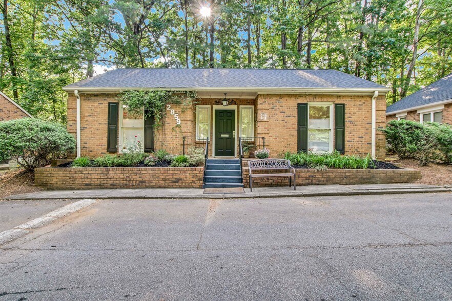 2859 Henderson Mill Rd, Chamblee, GA 30341