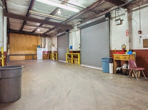 715 E 2nd St, Stevenson, AL for sale Interior Photo- Image 2 of 10