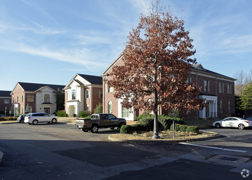3085 Fountainside Dr, Germantown, TN for lease - Building Photo - Image 3 of 10