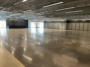 500 N IH 69, Robstown, TX for lease Interior Photo- Image 1 of 5