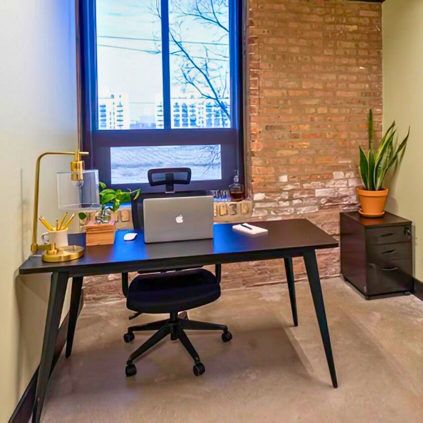 917 W 18th St, Chicago, IL 60608 Catalyst Suites