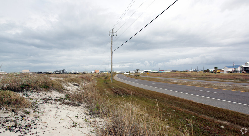 1901 Bienville Blvd, Dauphin Island, AL for sale - Primary Photo - Image 1 of 1