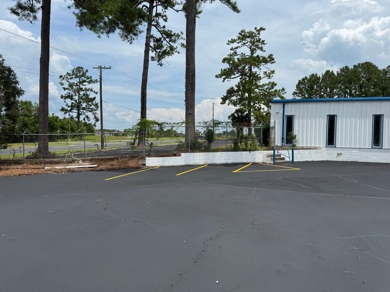 2854 N Jefferson St, Monticello, FL for lease - Building Photo - Image 3 of 4