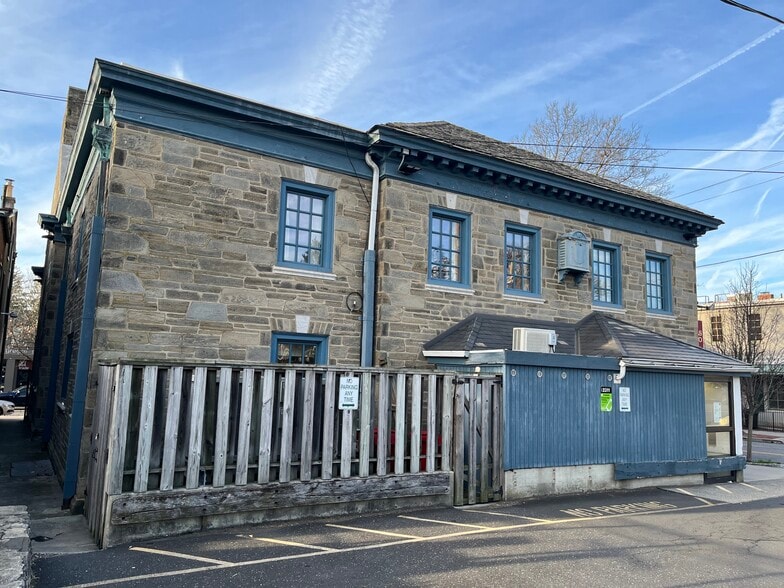 8527 Germantown Ave, Philadelphia, PA for sale - Building Photo - Image 2 of 3