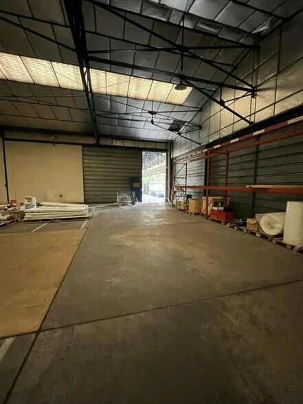 Industrial in Saint-Jean-de-Braye for lease - Building Photo - Image 3 of 11