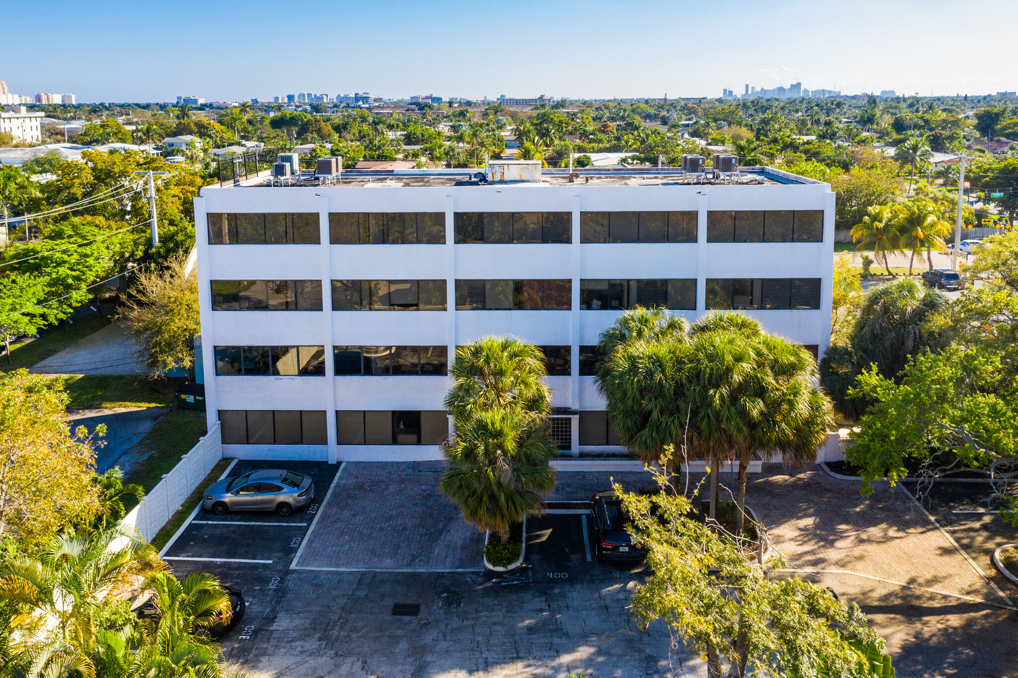 4520 NE 18th Ave, Fort Lauderdale, FL for lease Building Photo- Image 1 of 14