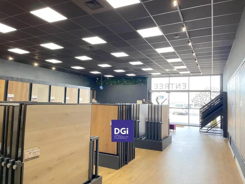 Retail in Nîmes for lease - Interior Photo - Image 3 of 4