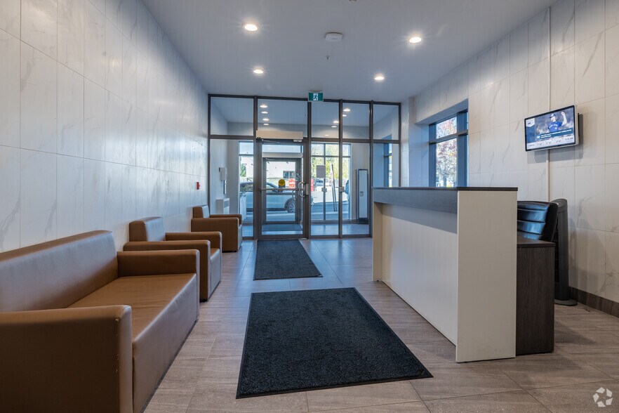 652 Princess St, Kingston, ON for sale - Lobby - Image 3 of 20