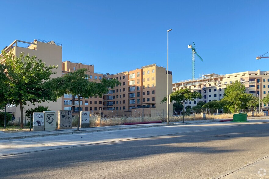 Calle Rafa Nadal, 7, Azuqueca de Henares, Guadalajara for sale - Primary Photo - Image 1 of 1