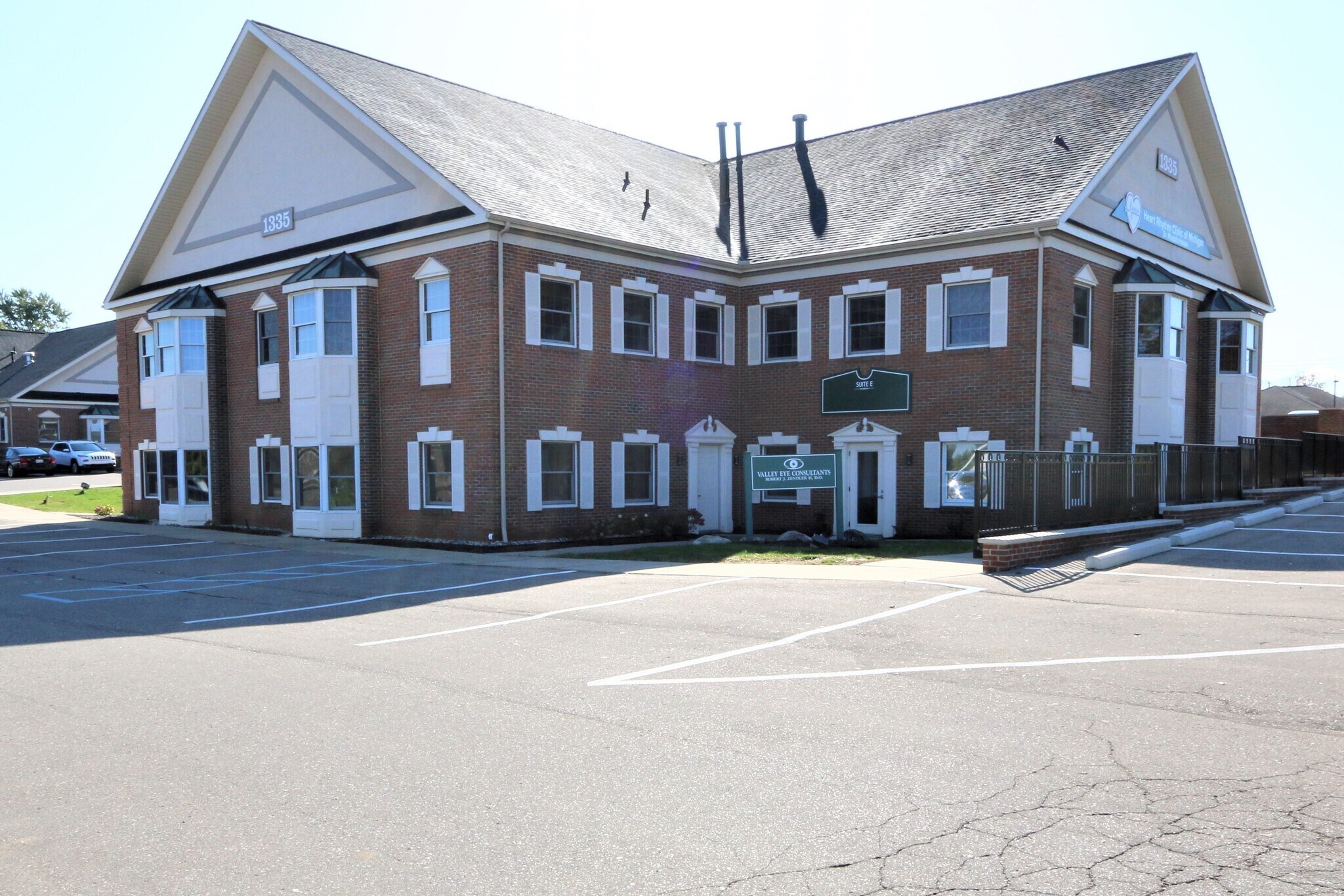 1335 S Linden Rd, Flint, MI for sale Building Photo- Image 1 of 1