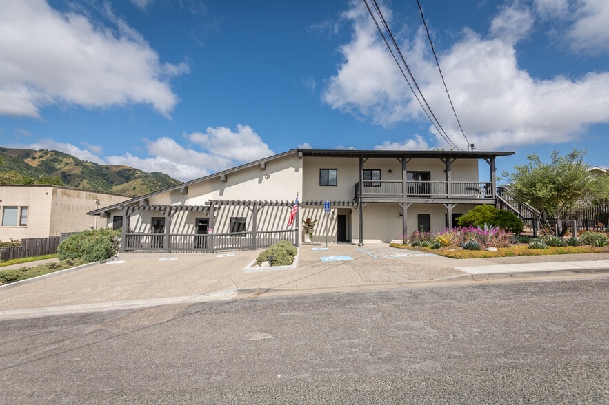 8 El Caminito Rd, Carmel Valley, CA for sale - Building Photo - Image 3 of 20
