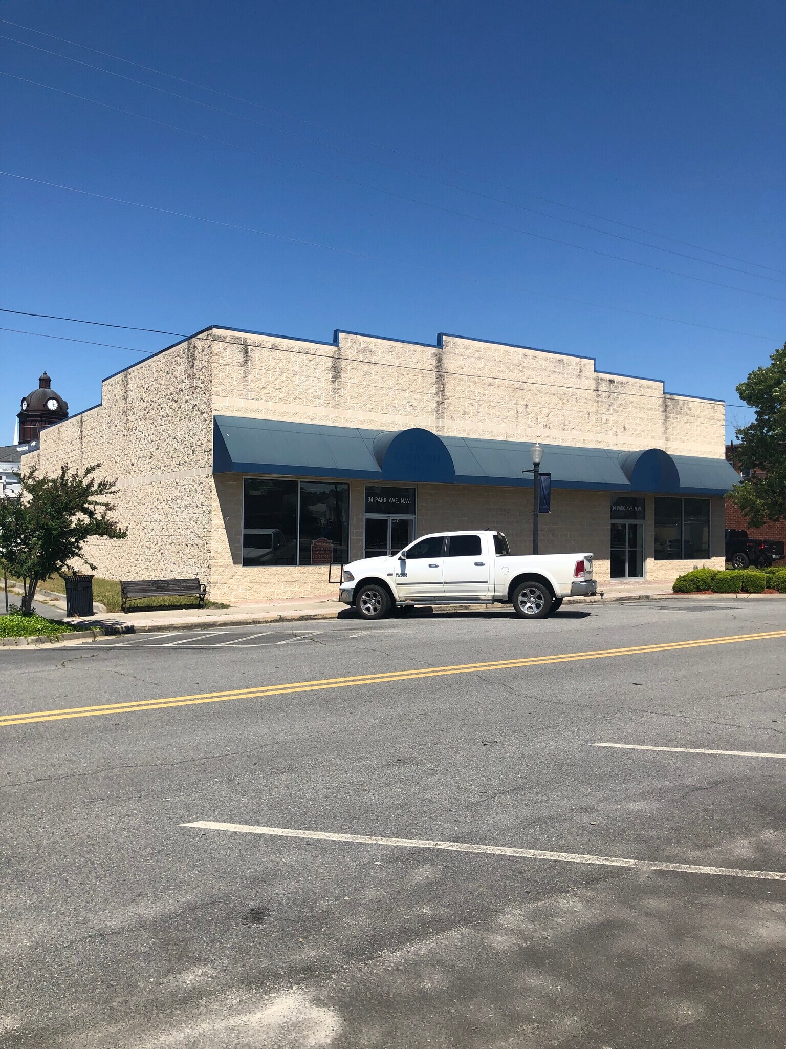 34 NW Park Ave, Baxley, GA for sale Primary Photo- Image 1 of 1