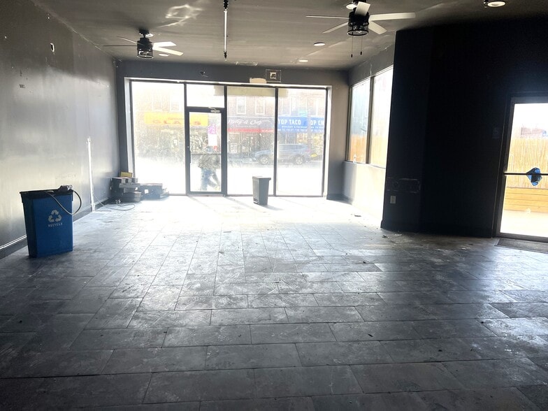 1775 Flatbush Ave, Brooklyn, NY for lease - Building Photo - Image 2 of 5