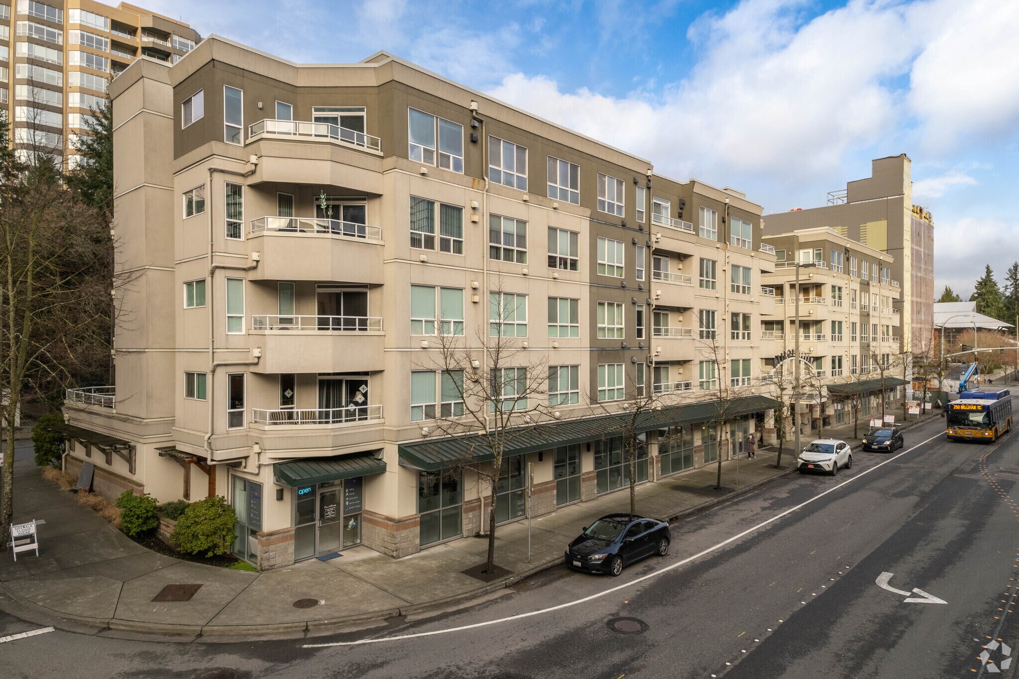 925 110th Ave NE, Bellevue, WA for sale Primary Photo- Image 1 of 1