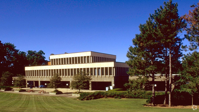 26 Columbia Tpke, Florham Park, NJ for lease - Building Photo - Image 2 of 9