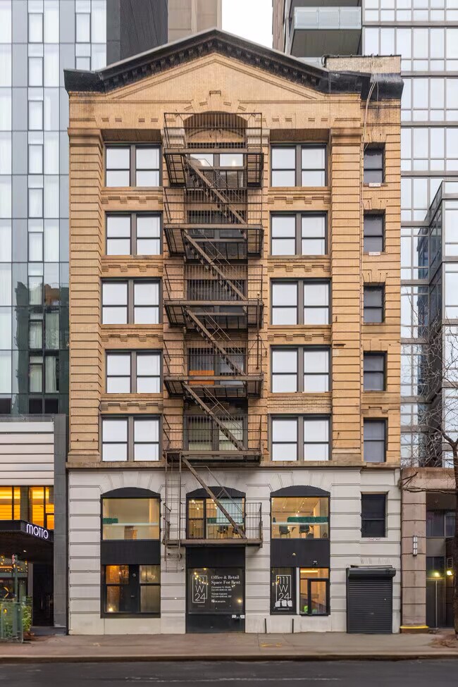 109-111 W 24th St, New York, NY for sale Building Photo- Image 1 of 7