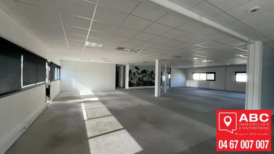 Flex in Mudaison for sale - Interior Photo - Image 1 of 5