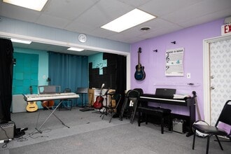 25 Creamery Ln, Easton, MD for lease Interior Photo- Image 2 of 8