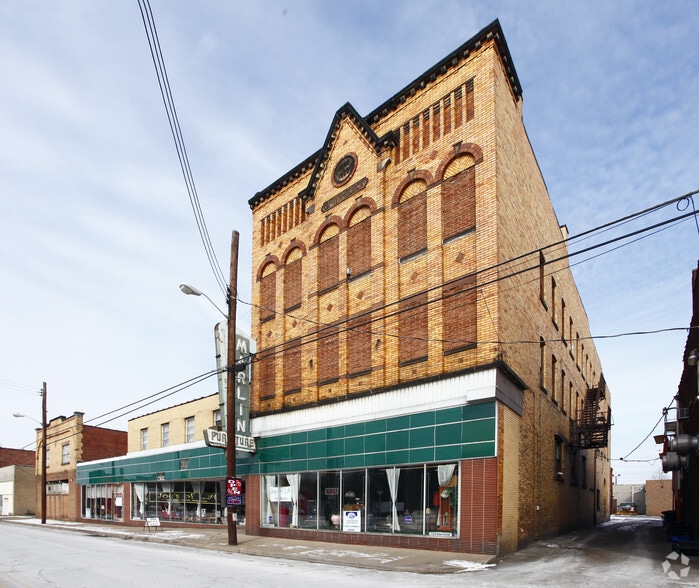 121-127 E Long Ave, New Castle, PA for sale - Primary Photo - Image 1 of 37