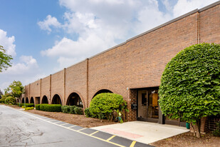 747-797 S Glenn Ave, Wheeling IL - Warehouse