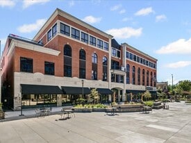 One Main Plaza - Bar