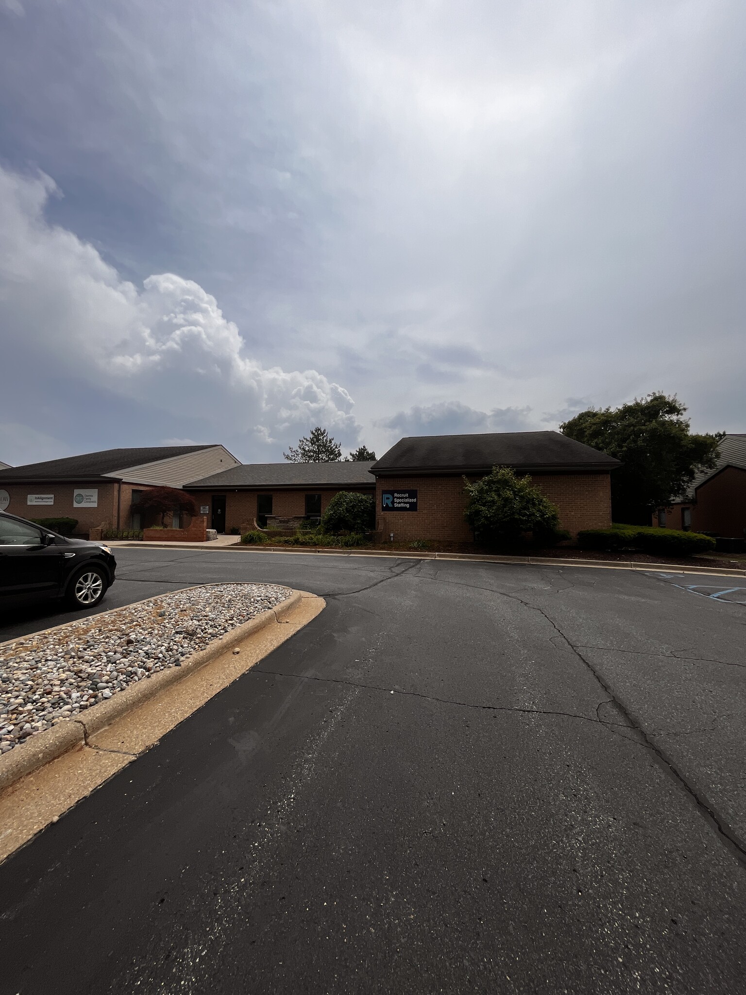 2199 Jolly Rd, Okemos, MI for lease Building Photo- Image 1 of 21