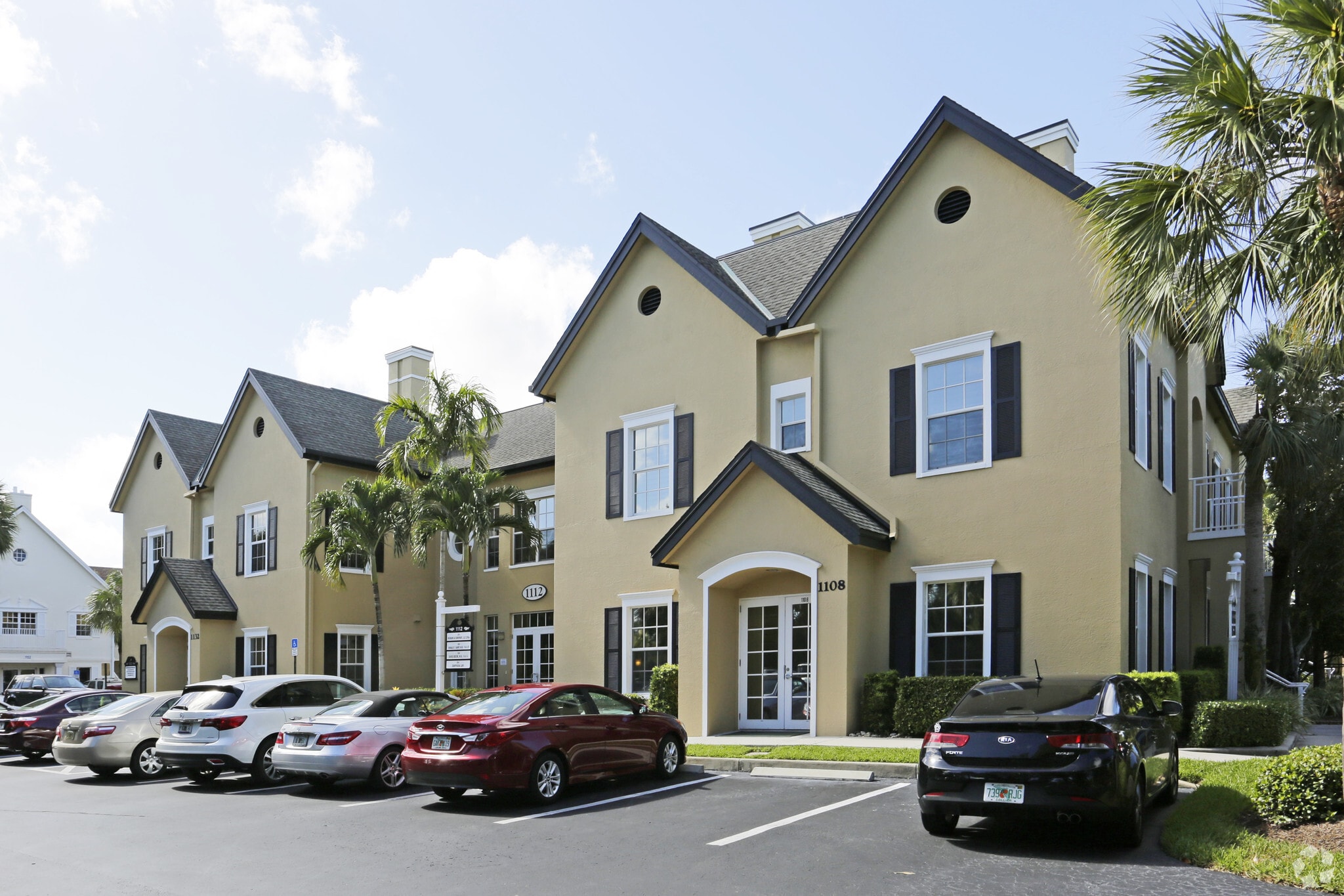 1112 Goodlette Rd N, Naples, FL for sale Primary Photo- Image 1 of 1