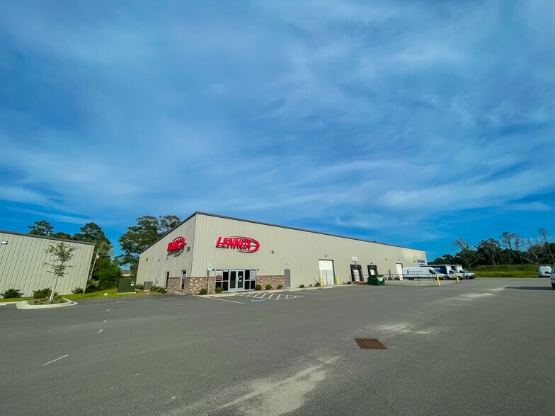 2525 Vacation Dr, Myrtle Beach, SC for lease - Building Photo - Image 1 of 6