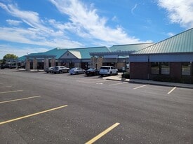 Silvernail Village Shopping Center - Storefront Property