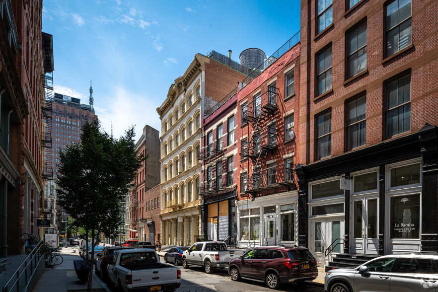 39-41 Wooster St, New York, NY for lease - Building Photo - Image 3 of 3