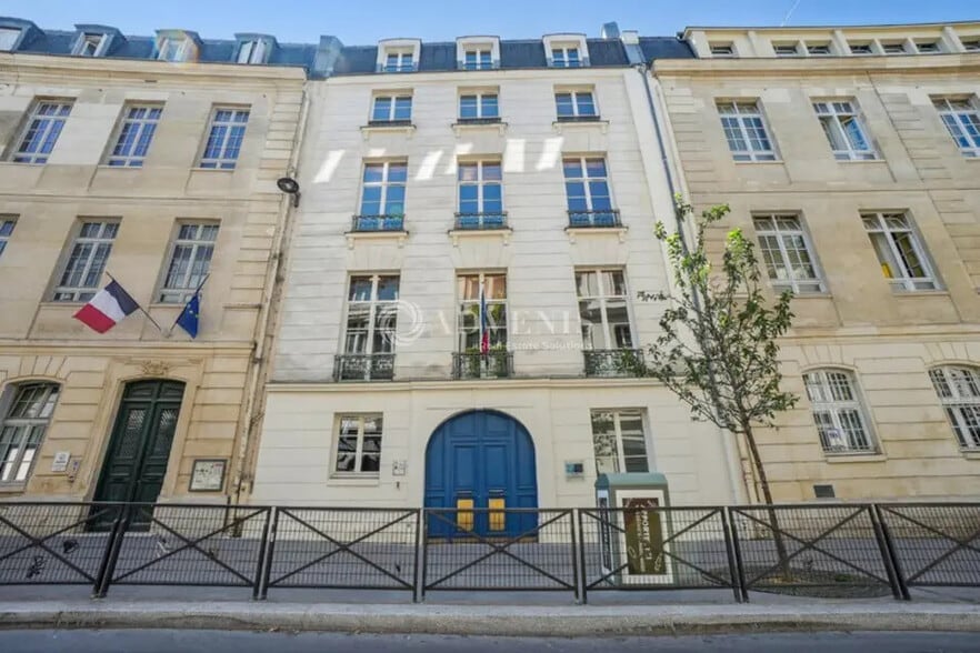 Office in Paris for lease - Building Photo - Image 3 of 9