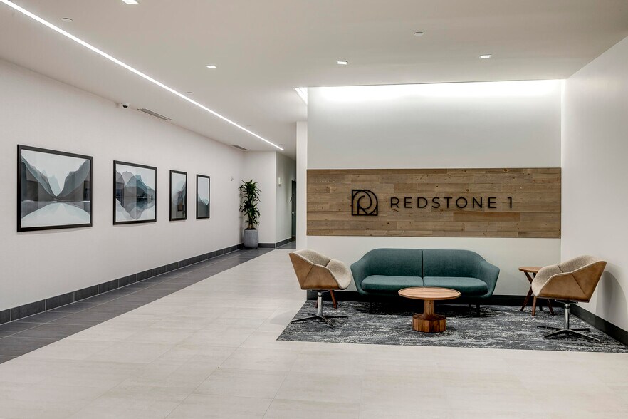 19020 33rd Ave W, Lynnwood, WA for lease - Lobby - Image 3 of 6