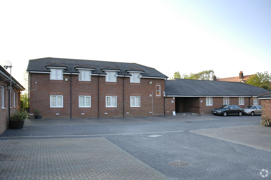 Tollbar Way, Southampton for lease - Building Photo - Image 2 of 3