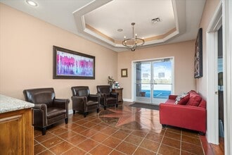 1307 West Ave, Crossville, TN for lease Interior Photo- Image 2 of 9