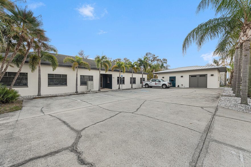 5706 S Macdill Ave, Tampa, FL for lease - Building Photo - Image 3 of 9