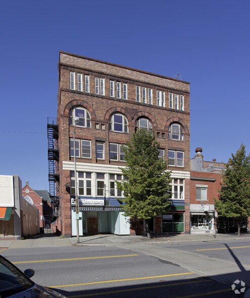 48 High St, Clinton, MA for sale - Primary Photo - Image 1 of 1